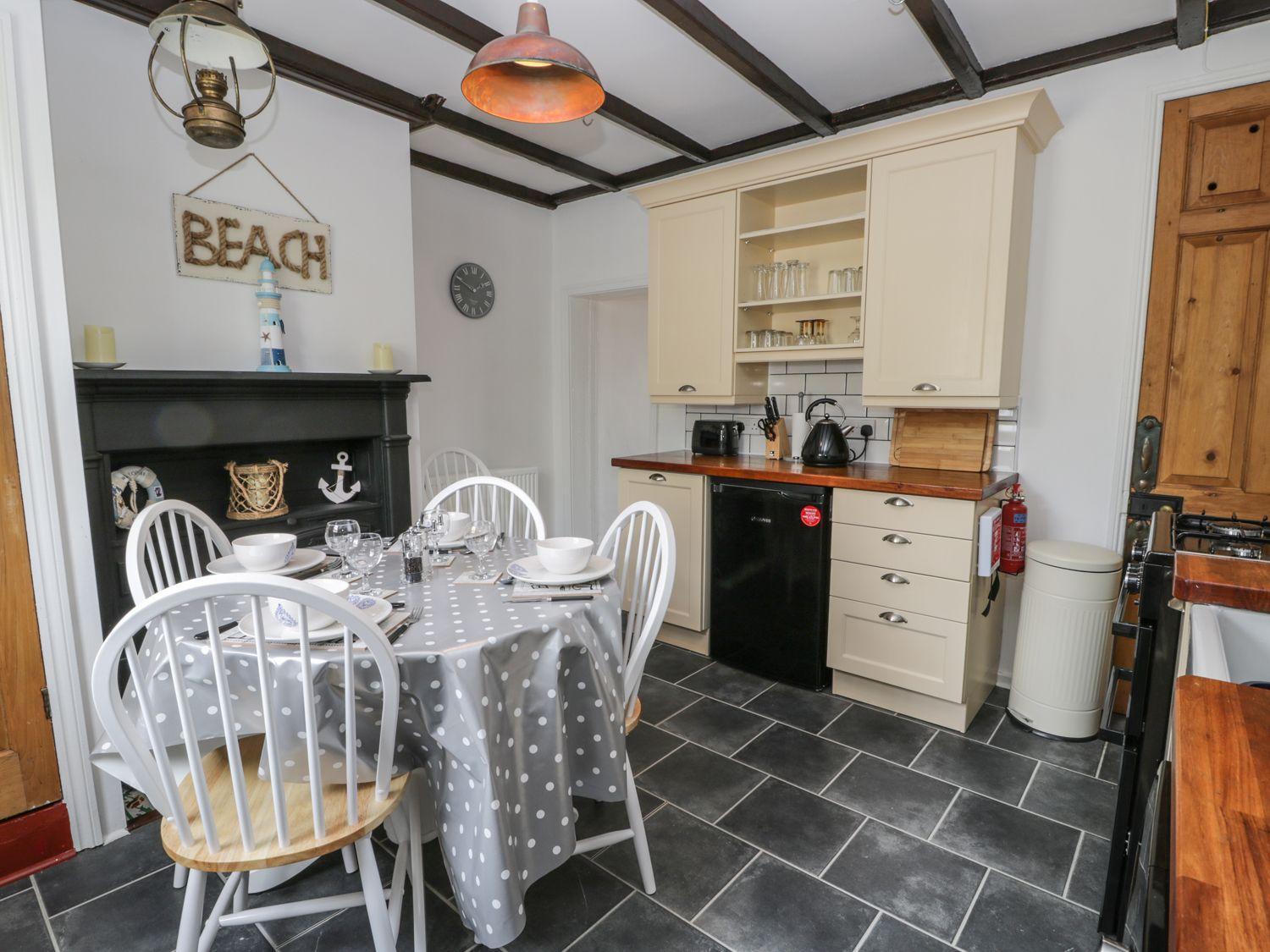 Pebble Cottage Вітбі Екстер'єр фото